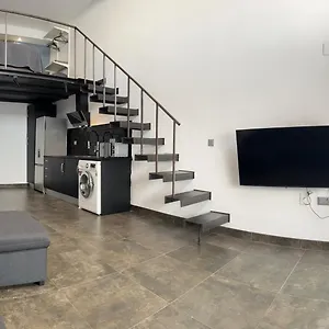 Apartamento Mini Duplex Moderno Bien Ubicado., Tarifa